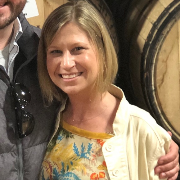 Meet your Posher, Stacey - Picture 1 of 1